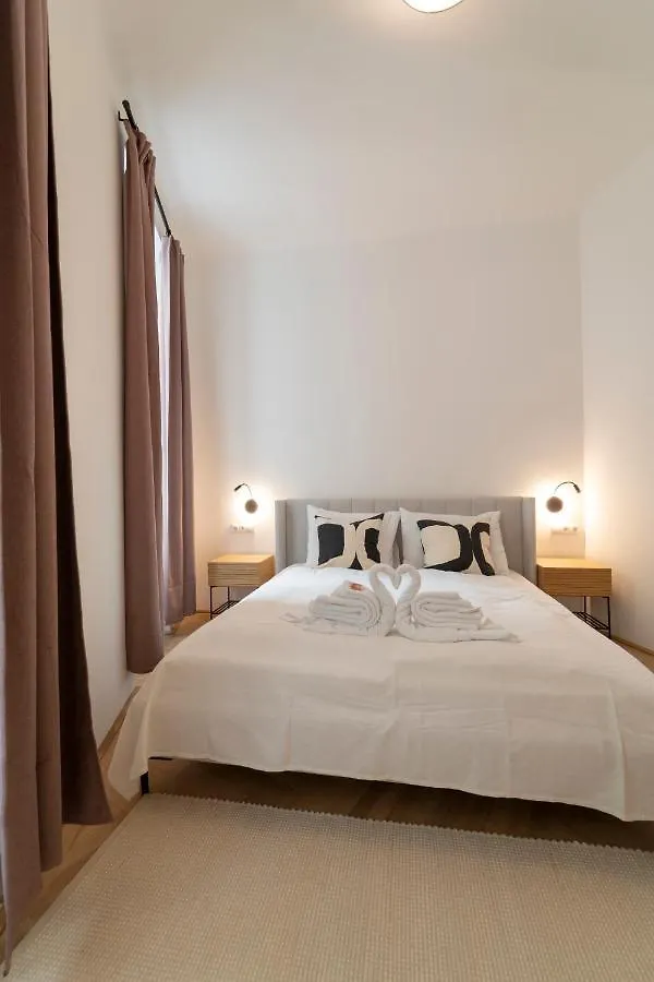 Josef'S Home I Deluxe Apartment In Ideal Location Vienna
